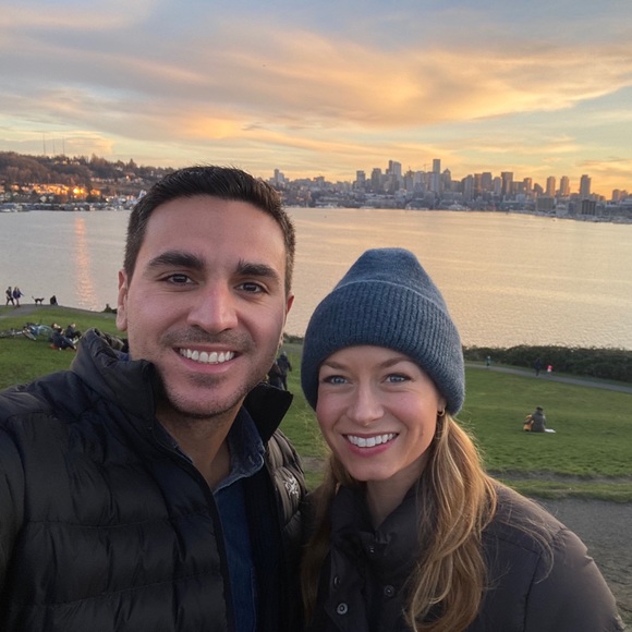 Meet your Posher, Emily - Picture 1 of 2